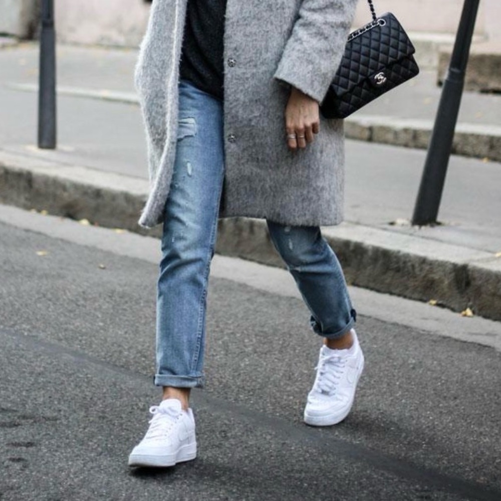 White Nike Air Force 1 Low Sneakers